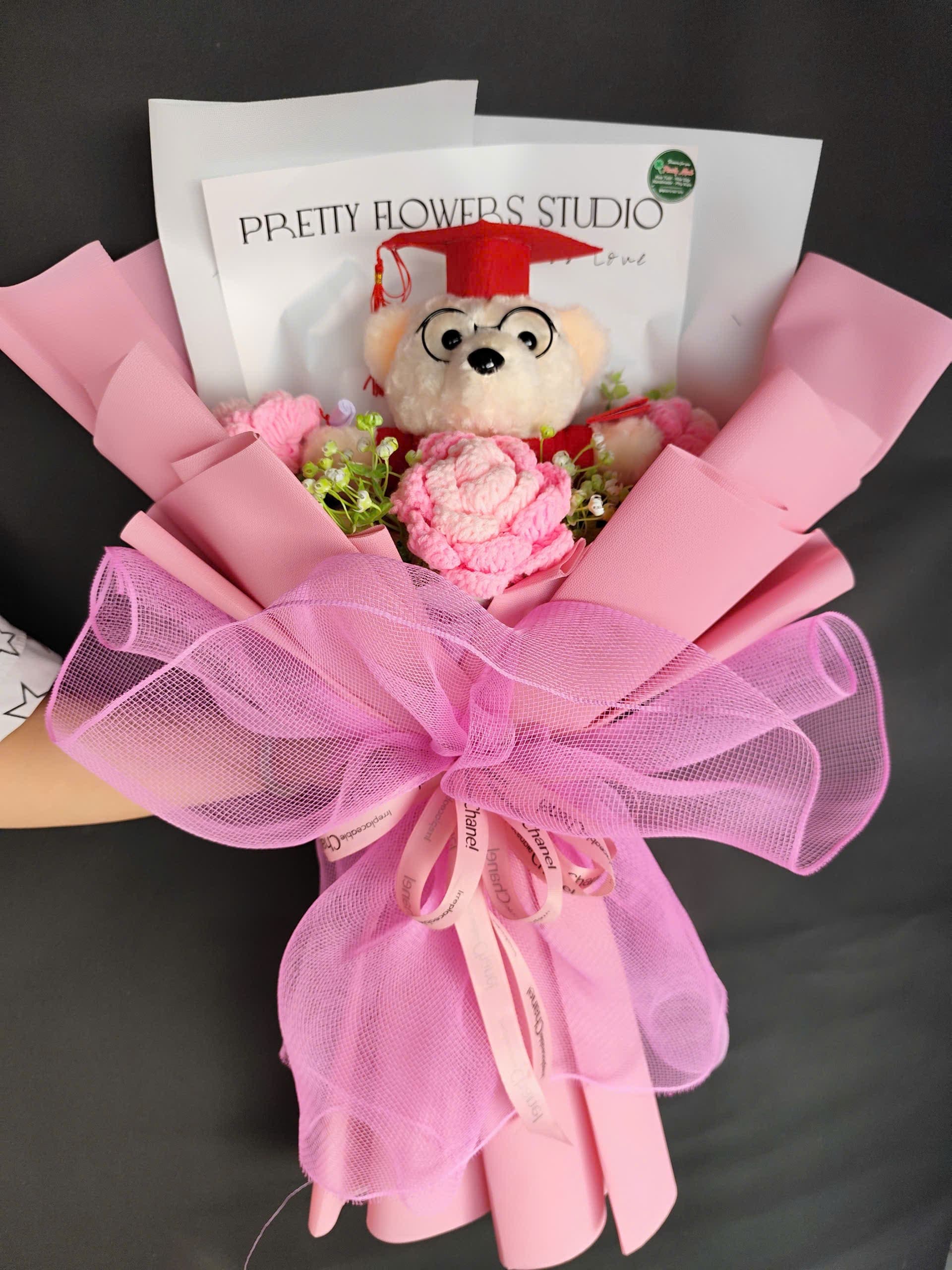 Hoa len tốt nghiệp 1